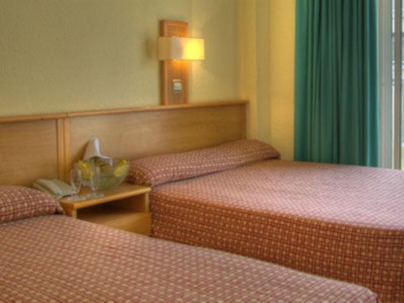 Angeles Hotel